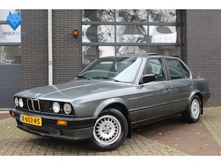 BMW 320i 6 Cilinder ORIGINELE STAAT! UNIEKE AUTO! AUTOMAAT