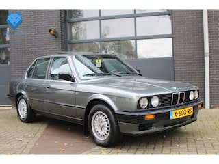BMW 320i 6 Cilinder ORIGINELE STAAT! UNIEKE AUTO! AUTOMAAT