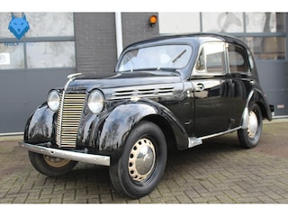 Renault 4 Juvaquatre GOEDE STAAT! VERZAMELAAR!