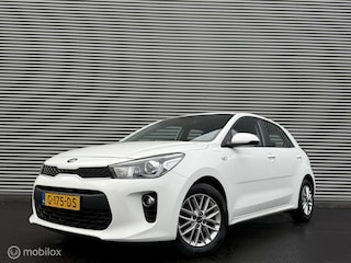 Kia Rio 1.0 TGDI DynamicLine | Fabrieksgarantie | Carplay | Camera | Cruise | Navi | Dealer ond | Isofix
