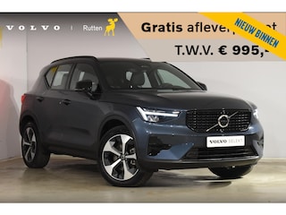 Volvo XC40 B4 211PK Automaat Plus Dark / Navigatie / Adaptive Cruise / Harman Kardon / Stuur- & Stoelverwarming / Elektrische achterklep / Achteruitrijcamera / Trekhaak / Elektrische stoelverst. met geheugen