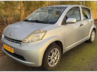 Daihatsu Sirion 2 1.0-12V Trend 5-DRS NAP inruil koopje