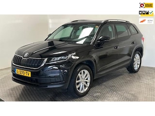 Skoda Kodiaq 1.5 TSI Business Edition automaat stoelverwarming parkeersensoren navigatie carplay android benzine