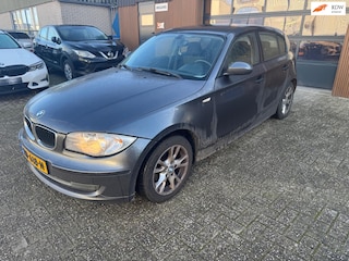 BMW 116i Exe 5 deurs Parkeersensor Airco Lm