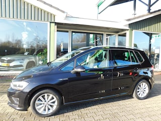 Volkswagen Golf Sportsvan 1.4TSI 125PK DSG LOUNGE! All-in Prijs! Trekhaak!