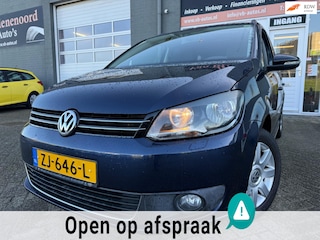 Volkswagen Touran 1.4 TSI Highline 6 bak en met parkeersensoren en trekhaak en navigaite