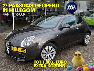 Alfa Romeo Mito 0.9 TwinAir Esclusivo Lichtmetalen velgen komen er nog onder| Navi | Climaat control | Leer | parkeersensoren | Dealer onderhouden |