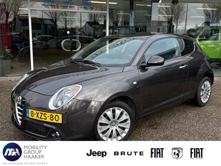 Alfa Romeo Mito 0.9 TwinAir Esclusivo Lichtmetalen velgen komen er nog onder| Navi | Climaat control | Leer | parkeersensoren | Dealer onderhouden |