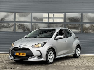 Toyota Yaris 1.5 HYBRID ACTIVE I AUTOMAAT I APPLE CARPLAY I P-CAMERA I ADAPT. CRUISE CONTROL