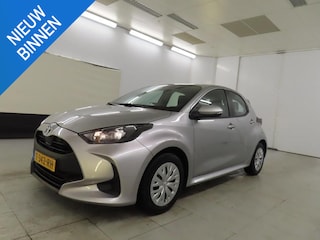 Toyota Yaris 1.5 HYBRID ACTIVE I AUTOMAAT I APPLE CARPLAY I P-CAMERA I ADAPT. CRUISE CONTROL