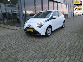 Toyota Aygo 1.0 VVT-i x-play