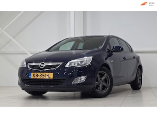 Opel Astra 1.6 Edition A/T CruiseControl Airco Nieuwe APK!