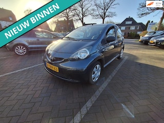 Toyota Aygo 1.0-12V LEUKE AUTO RIJDT EN SCHAKELT GOED