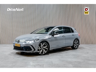 Volkswagen Golf 1.5 eTSI R-Line | PANO | STOELVERWARMING