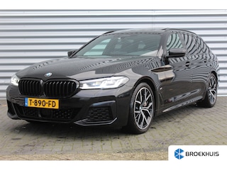 BMW 5-serie Touring 530D 286PK HIGH EXECUTIVE M-SPORT / NAVI / LEDER / FULL-LED / CLIMA / PDC / 19" LMV / CAMERA / KEYLESS  / PANO. DAK / WINTERPAKKET / ADAPT. CRUISECONTROL / UNIEK / NIEUWSTAAT !!