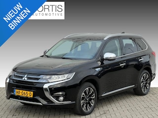 Mitsubishi Outlander 2.0 PHEV Instyle NL AUTO | CAMERA | ELEKTR KLEP | LEDER |