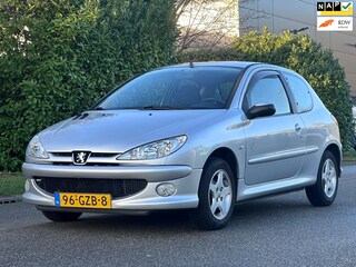 Peugeot 206 1.4 Génération Cruise*Airco*NAP*Dealer onderhouden*LM velgen*