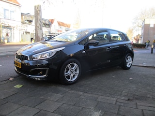 Kia Ceed cee'd 1.0 T-GDi Navigator 5-drs / AIRCO / NAVI / 150dkm