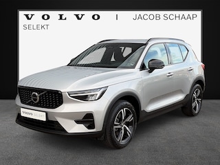 Volvo XC40 2.0 B4 Plus Dark / Audio Harman Kardon / 18" velgen / Trekhaak elektrisch uitklapbaar /