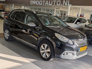 Peugeot 2008 1.2 VTi Allure Pack Premium Plus Panoramadak, Airco, Cruise Control, Trekhaak, Stuurbekrachtiging
