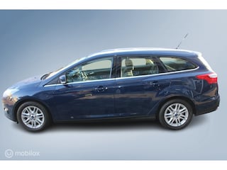 Ford Focus Wagon 1.0 EcoBoost Titanium, nieuwe distributie, 72.000 km !