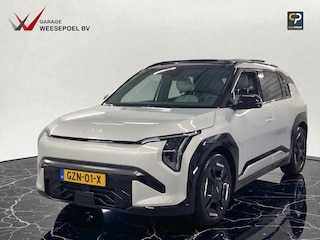 Kia EV3 GT-Line 81.4 kWh - Elektr. schuifdak - Navigatie - 19 inch LM velgen - Lederen bekleding - Trekhaak - Fabrieksgarantie tot 01-2032