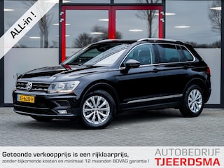 Volkswagen Tiguan 1.5 TSI ACT Comfortline Business | 1e Eigenaar | Trekhaak (wegklapbaar) | Origineel Nederlands | LED + Achterlichten | Adaptieve Cruise Control | Climate Control | Elektrische Kofferklep | Metallic Lak | Apple Carplay | Android Auto |
