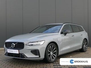 Volvo V60 T6 Plug-in hybrid AWD Plus Dark | Trekhaak | Harman/Kardon | Verwarmbare Stoelen / Stuurwiel | 360° Camera |