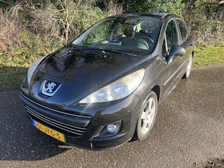 Peugeot 207 1.6 VTi Première