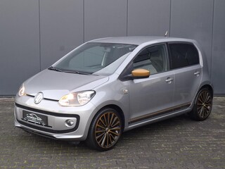 Volkswagen Up 1.0 high up! AUTOMAAT / AIRCO / STOELVERW.
