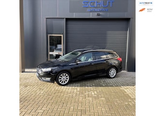 Ford Focus Wagon 125pk Titanium CLIMA | STOELVERWARMING | TREKHAAK AFNEEMBAAR | LED | D. RIEM V.V. | APP