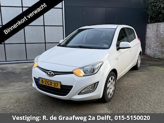 Hyundai i20 1.2i i-Motion | Radio-CD/MP3 speler | Airco | Parkeersensoren achter |