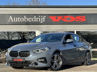 BMW 218i Executive Edition | Digitaal cockpit | Navi | LED