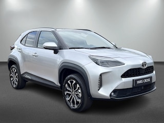 Toyota Yaris Cross 1.5 Hybride 130 pk Black Edition, Safety + Winter pakket.