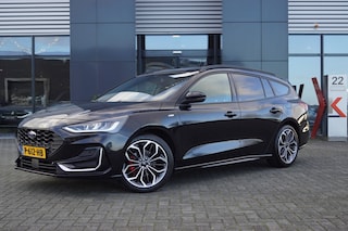 Ford Focus Wagon 1.0 EcoBoost Hybrid ST Line Vignale 155pk EXPORTPRIJS Incl BTW/ Leer/ Trekhaak/ 18 Inch LM / Camera / App-connect