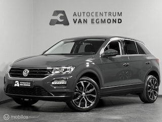 Volkswagen T-Roc 1.0 TSI Style | APP CNNCT | AD. CRUISE