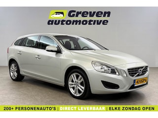 Volvo V60 1.6 T3 Momentum NIEUWE APK | Cruise | Navigatie | Parkeersens | Clima | NAP