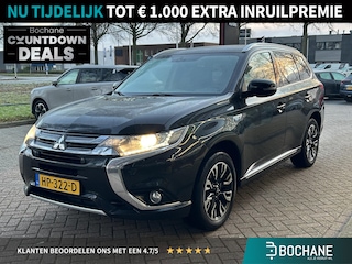 Mitsubishi Outlander 2.0 PHEV Executive Edition | Trekhaak | Navigatie