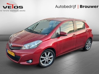 Toyota Yaris 1.3 VVT-i Dynamic Automaat 5 drs. Luxe uitvoering