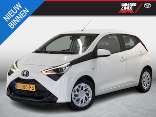Toyota Aygo 1.0 VVT-i X-Play Camera Airco NL Toyota Aygo 1.0 VVT-i x-play