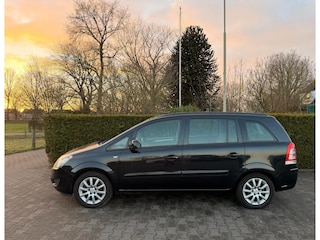 Opel Zafira MET TREKHAAK 1.6