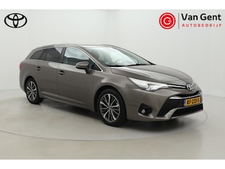 Toyota Avensis Touring Sports 1.8 VVT-i Business Pro | Navigatie | LED | Cruise Control | Clima | Camera | 17 inch | Rijstrooksensor | Bluetooth