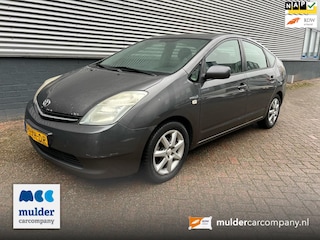Toyota Prius 1.5 VVT-i Comfort / Leer / Airco / Trekhaak / Dealer onderhouden / MCC / Gouda