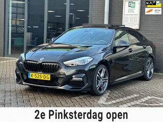BMW 218i Executive Edition/M-PAKKET/PANO-DAK/CAMERA/NL-AUTO NAP!!