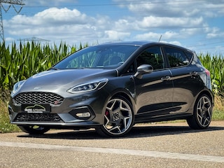 Ford Fiesta 1.5 EcoBoost ST | H. leder | Clima | Cruise | PDC met camera | 1e eigenaar | Stoelverw. | Stuurverw. |