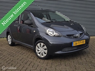 Toyota Aygo 1.0-12V 5DEURS/NIEUWEAPK