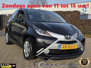 Toyota Aygo 1.0 VVT-i x-play, Camera! APK 1-2027! Zondag OPEN!