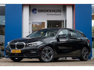 BMW 118i Introduction Edition | Achteruitrijcamera | Electronic climate controle | Navigatiesysteem full map