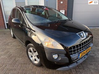 Peugeot 3008 1.6 VTi ST / Pano / Navi / PDC / LM / Clima / NAP