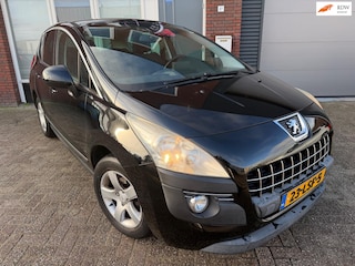 Peugeot 3008 1.6 VTi ST / Pano / Navi / PDC / LM / Clima / NAP